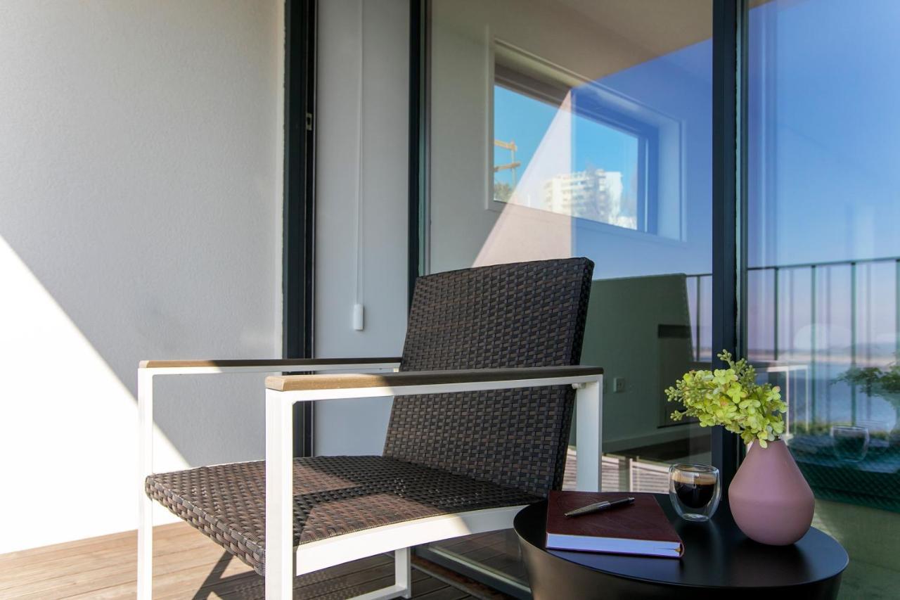 Lovelystay - Luxury 2Br Duplex Apartment In Foz Porto Dış mekan fotoğraf